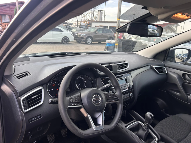 Nissan Qashqai 1.3i EURO 6 - автомобили, коли, обяви за нови и употребявани 11
