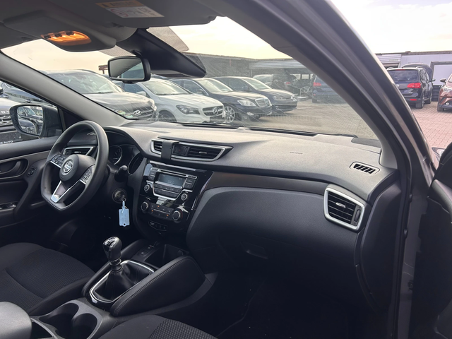 Nissan Qashqai 1.3i EURO 6 - автомобили, коли, обяви за нови и употребявани 9