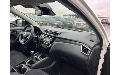 Nissan Qashqai 1.2i EURO 6 - автомобили, коли, обяви за нови и употребявани 9