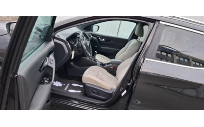 Nissan Qashqai 1.6dci 4x4 Full Panorama Tecna - автомобили, коли, обяви за нови и употребявани 15