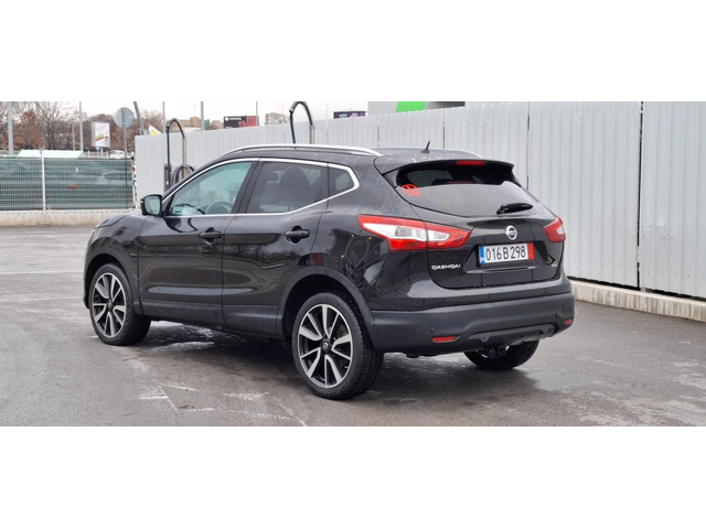 Nissan Qashqai 1.6dci 4x4 Full Panorama Tecna - автомобили, коли, обяви за нови и употребявани 4