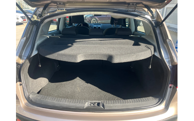 Nissan Qashqai 1.6i - автомобили, коли, обяви за нови и употребявани 12