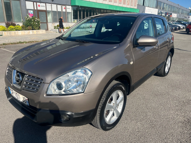 Nissan Qashqai 1.6i - автомобили, коли, обяви за нови и употребявани 2