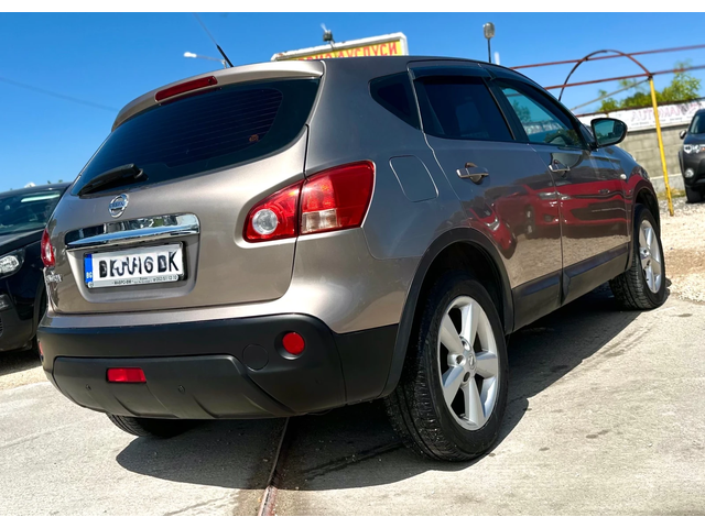 Nissan Qashqai 2.0i 141HP AUTOMATIC 4WD - автомобили, коли, обяви за нови и употребявани 5