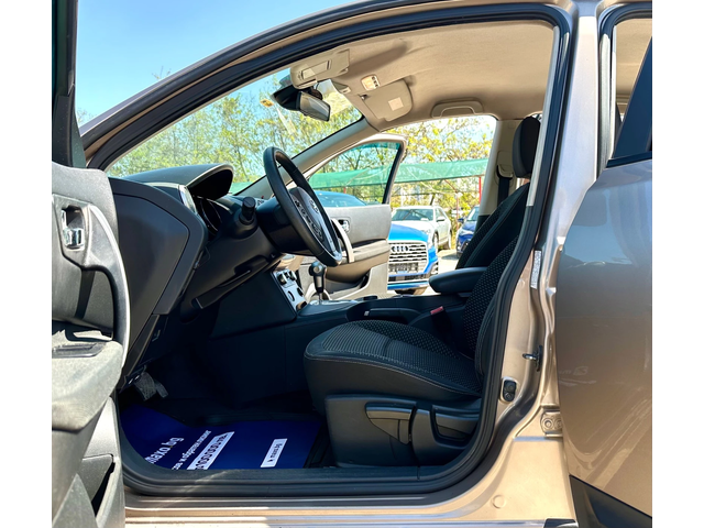 Nissan Qashqai 2.0i 141HP AUTOMATIC 4WD - автомобили, коли, обяви за нови и употребявани 8