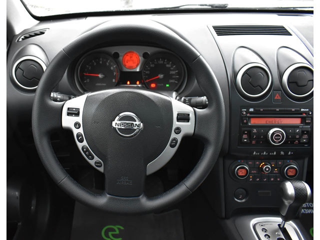 Nissan Qashqai 2.0i* 4x4* AUTOMAT* Сервизна книжка - автомобили, коли, обяви за нови и употребявани 12