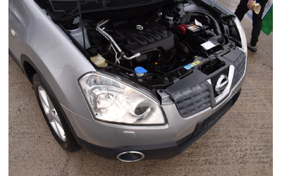 Nissan Qashqai 2.0i* 4x4* AUTOMAT* Сервизна книжка - автомобили, коли, обяви за нови и употребявани 15