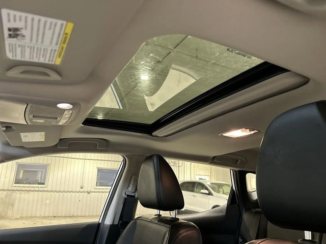 Nissan Qashqai SL AWD* АвтоКредит* (Цена до БГ) - автомобили, коли, обяви за нови и употребявани 11