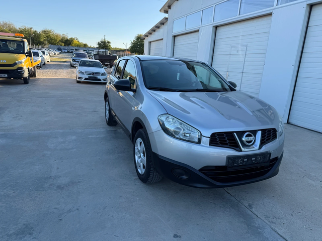 Nissan Qashqai 1.6i 117k.c * BRC* UNIKAT* - автомобили, коли, обяви за нови и употребявани 10