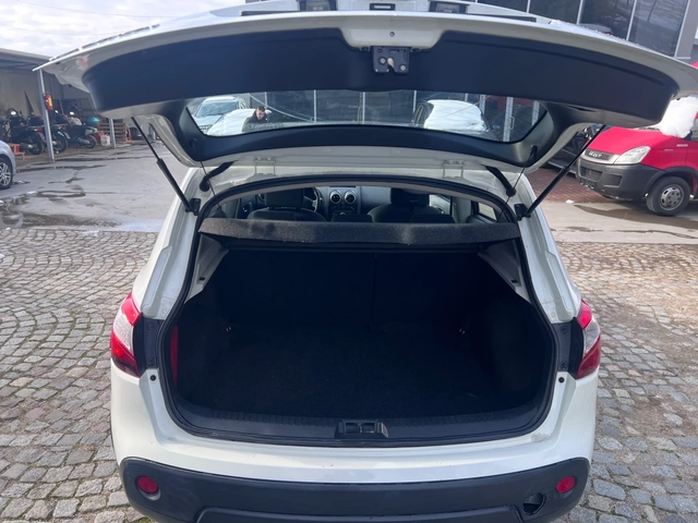 Nissan Qashqai 1.6 i Facelift - автомобили, коли, обяви за нови и употребявани 12