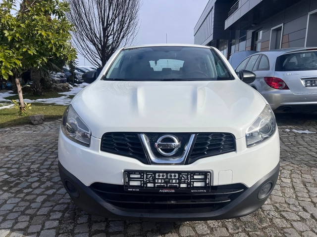 Nissan Qashqai 1.6 i Facelift - автомобили, коли, обяви за нови и употребявани 1