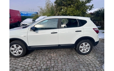 Nissan Qashqai 1.6 i Facelift - автомобили, коли, обяви за нови и употребявани 7