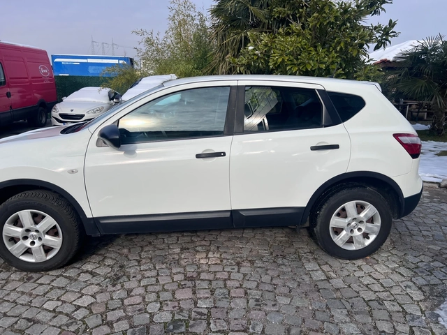 Nissan Qashqai 1.6 i Facelift - автомобили, коли, обяви за нови и употребявани 7