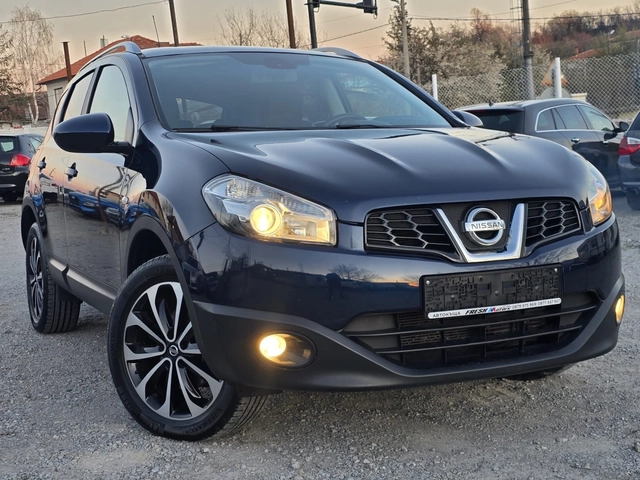 Nissan Qashqai 2.0i 141K.C. / 4X4 / АВТОМАТ / НАВИ / КЛИМАТРОНИК - автомобили, коли, обяви за нови и употребявани 1