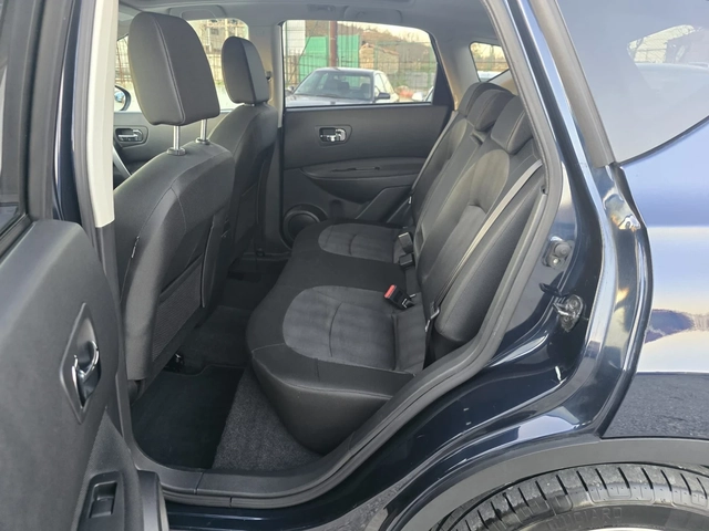 Nissan Qashqai 2.0i 141K.C. / 4X4 / АВТОМАТ / НАВИ / КЛИМАТРОНИК - автомобили, коли, обяви за нови и употребявани 9
