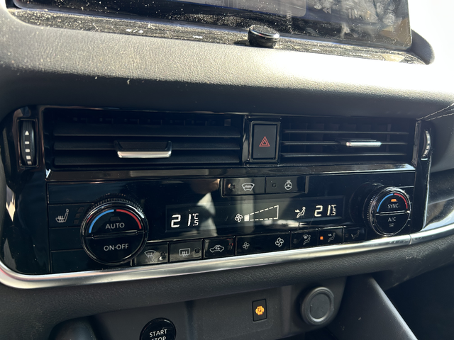 Nissan Qashqai E-Power N-Connecta - автомобили, коли, обяви за нови и употребявани 5