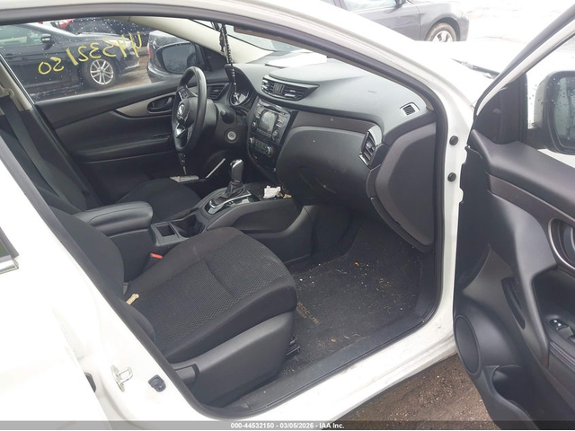 Nissan Rogue 2.0L I-4 DI, DOHC, VVT, 141HP All Wheel Drive - автомобили, коли, обяви за нови и употребявани 4