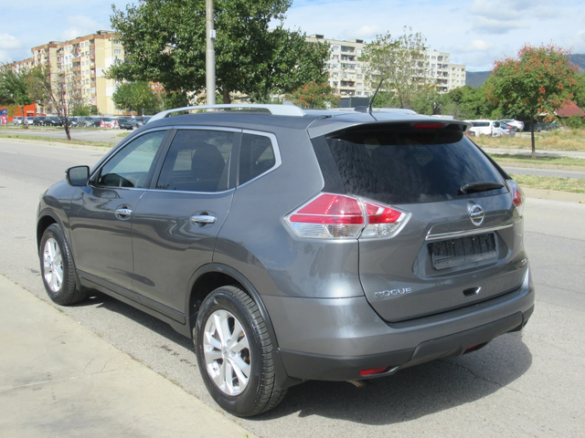 Nissan Rogue 2.5i SV 172ps - автомобили, коли, обяви за нови и употребявани 2