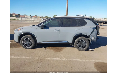 Nissan Rogue PLATINUM FWD - автомобили, коли, обяви за нови и употребявани 12