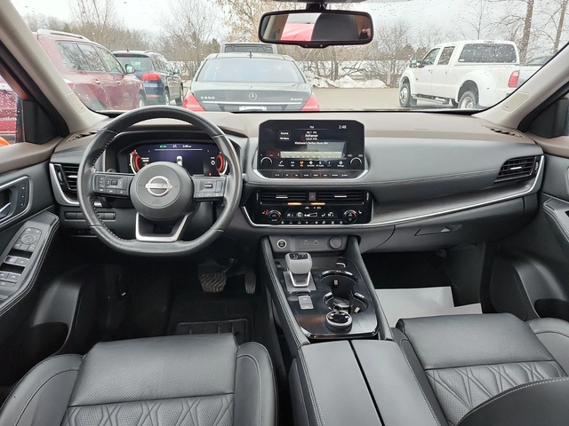 Nissan Rogue PLATINUM* 360view* Bose* Moonroof* Motion-Activate - автомобили, коли, обяви за нови и употребявани 6