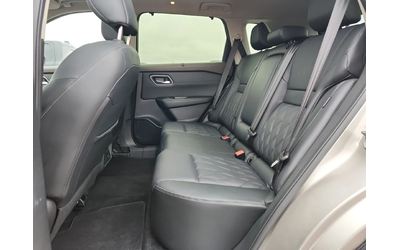 Nissan Rogue PLATINUM* 360view* Bose* Moonroof* Motion-Activate - автомобили, коли, обяви за нови и употребявани 9