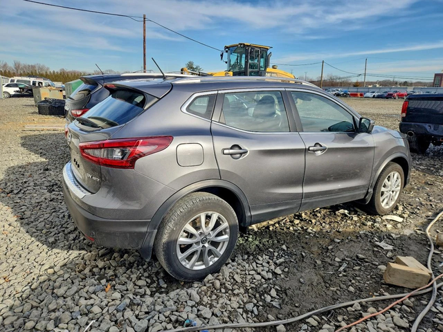 Nissan Rogue 2.0* SPORT SV* РЕАЛНИ КМ* ПЕРФЕКТНА - автомобили, коли, обяви за нови и употребявани 4