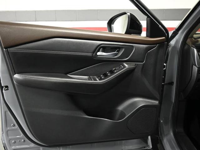 Nissan Rogue Rogue SV Midnight AWD АвтоКредит  (ЦЕНА ДО БГ) - автомобили, коли, обяви за нови и употребявани 3