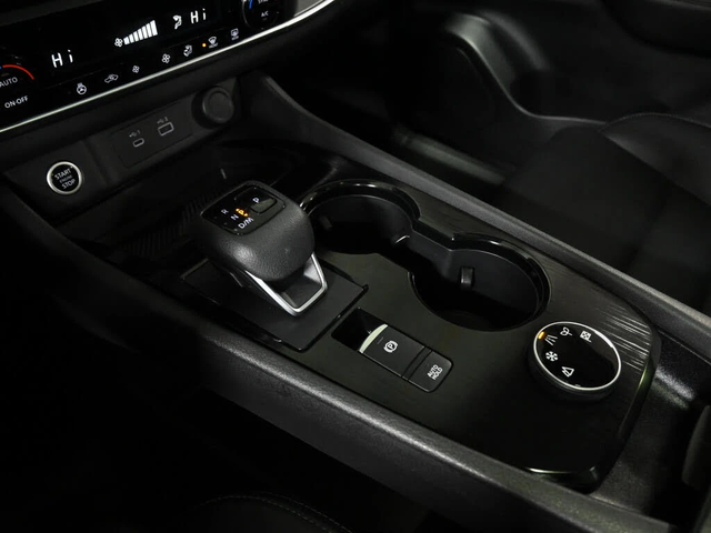 Nissan Rogue Rogue SV Midnight AWD АвтоКредит  (ЦЕНА ДО БГ) - автомобили, коли, обяви за нови и употребявани 6