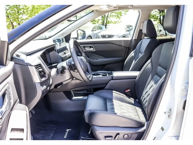 Nissan Rogue PLATINUM AWD * 360 КАМЕРА * HEAD UP * BLIND SPOT - автомобили, коли, обяви за нови и употребявани 4