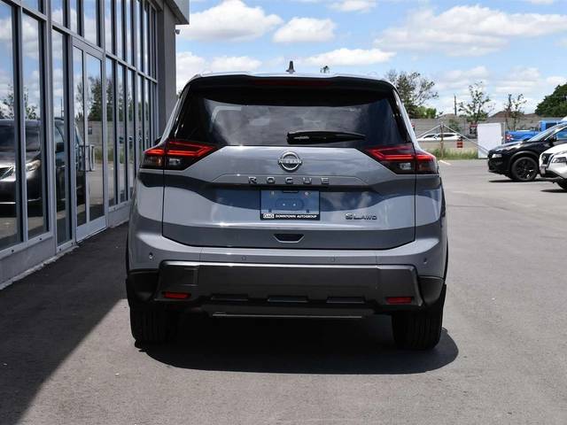 Nissan Rogue КОЖА, ПАНОРАМА, 360 КАМЕРА, BOSE, ЦЕНА ДО БГ - автомобили, коли, обяви за нови и употребявани 3