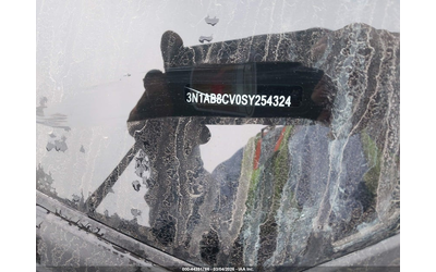 Nissan Sentra 2.0L I-4 DI, DOHC, VVT, 149HP Front Wheel Drive - автомобили, коли, обяви за нови и употребявани 8