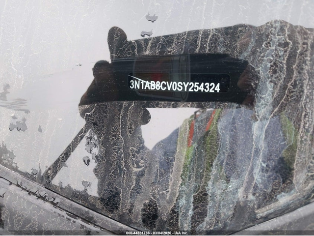 Nissan Sentra 2.0L I-4 DI, DOHC, VVT, 149HP Front Wheel Drive - автомобили, коли, обяви за нови и употребявани 8