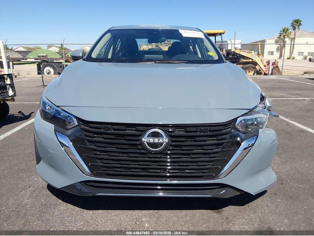 Nissan Sentra 2.0L I-4 DI, DOHC, VVT, 149HP Front Wheel Drive - автомобили, коли, обяви за нови и употребявани 11