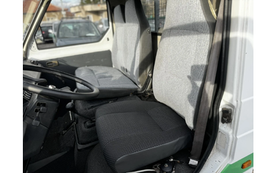 Nissan Trade 2.8D - автомобили, коли, обяви за нови и употребявани 13