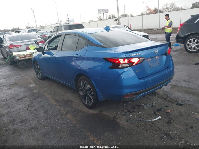 Nissan Versa 1.6L I-4 DOHC, VVT, 122HP Front Wheel Drive - автомобили, коли, обяви за нови и употребявани 2