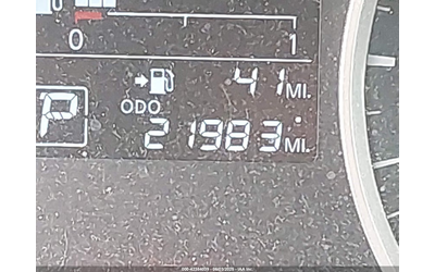 Nissan Versa 1.6L I-4 DOHC, VVT, 122HP Front Wheel Drive - автомобили, коли, обяви за нови и употребявани 14