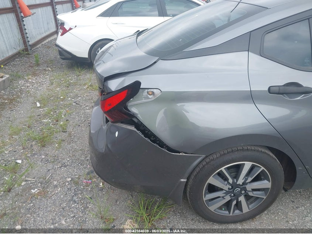 Nissan Versa 1.6L I-4 DOHC, VVT, 122HP Front Wheel Drive - автомобили, коли, обяви за нови и употребявани 16