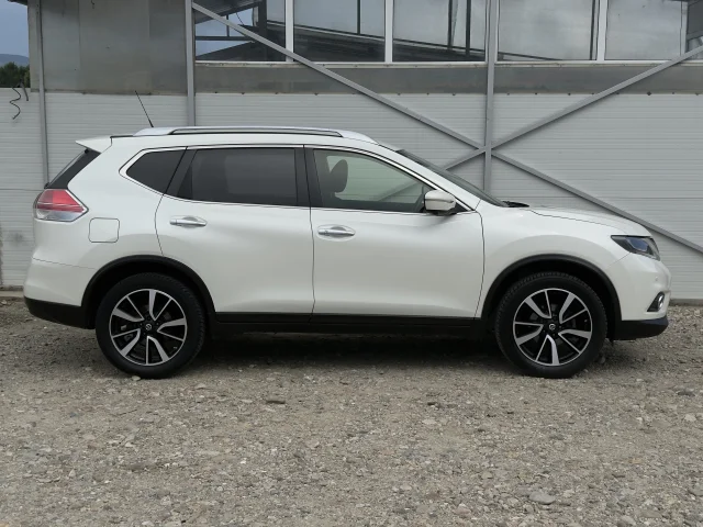 Nissan X-Trail 1.6 dCi (130 кс) 4x4 - автомобили, коли, обяви за нови и употребявани 2