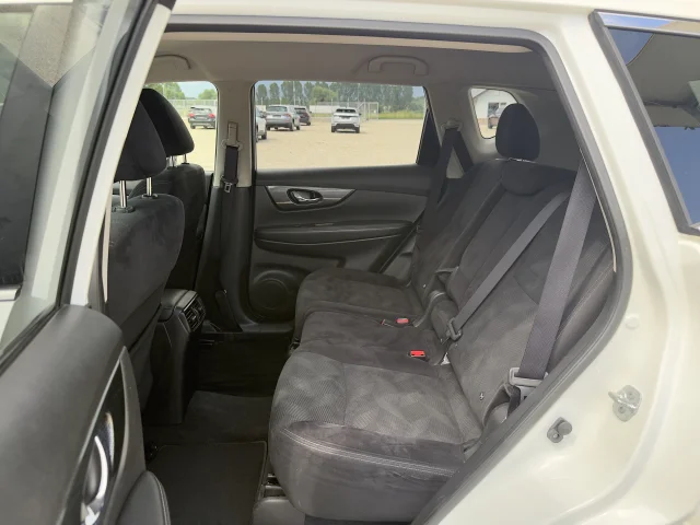Nissan X-Trail 1.6 dCi (130 кс) 4x4 - автомобили, коли, обяви за нови и употребявани 9