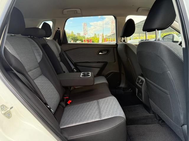 Nissan X-trail SV AWD - автомобили, коли, обяви за нови и употребявани 9