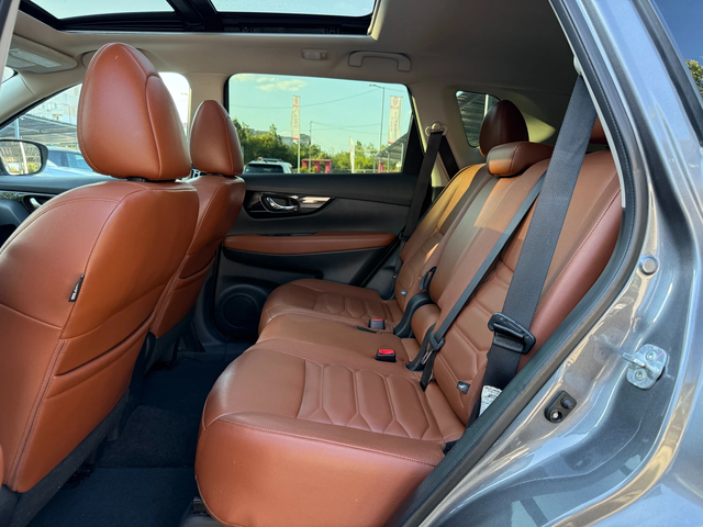 Nissan X-trail 2.5 SL AWD - автомобили, коли, обяви за нови и употребявани 10