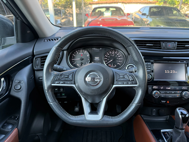 Nissan X-trail 2.5 SL AWD - автомобили, коли, обяви за нови и употребявани 13