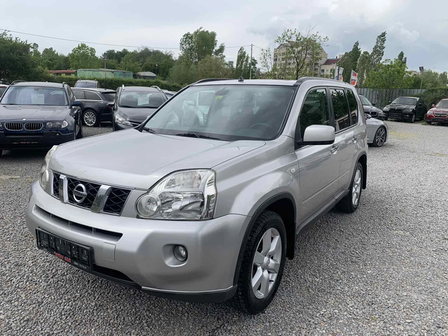 Nissan X-trail Nissan X-trail 2.5i/17k.c - автомобили, коли, обяви за нови и употребявани 0