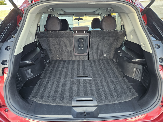 Nissan X-trail Rogue 2.5 SV AWD - автомобили, коли, обяви за нови и употребявани 14