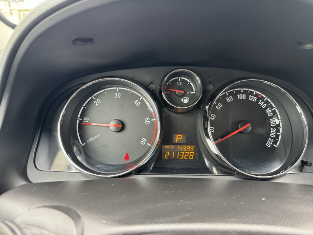 Opel Antara, 2012 г., 210000 км, 184 к.с. - автомобили, коли, обяви за нови и употребявани 9