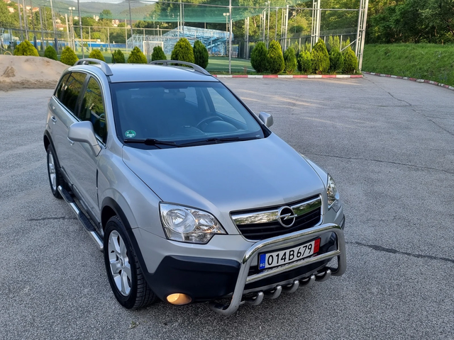 Opel Antara 2.4 Navigacia/4x4/Klimatronik - автомобили, коли, обяви за нови и употребявани 7