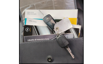 Opel Antara 2.4i/COSMO - автомобили, коли, обяви за нови и употребявани 16