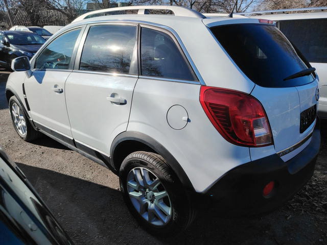 Opel Antara 2.4i/COSMO - автомобили, коли, обяви за нови и употребявани 5