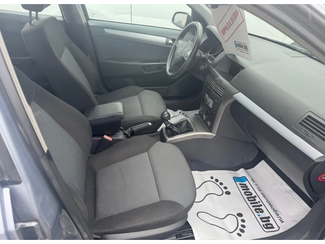 Opel Astra 1.4i - автомобили, коли, обяви за нови и употребявани 7