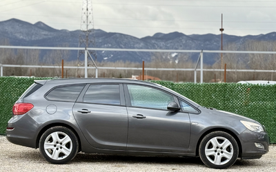 Opel Astra 1.7CDTi EURO 5 - автомобили, коли, обяви за нови и употребявани 7